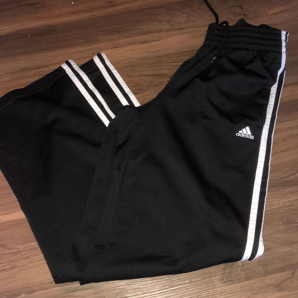 Women’s Adidas Sweatpants